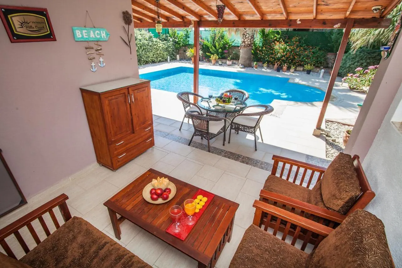 Villa Ersak Oludenizフェティエ  フェティエ